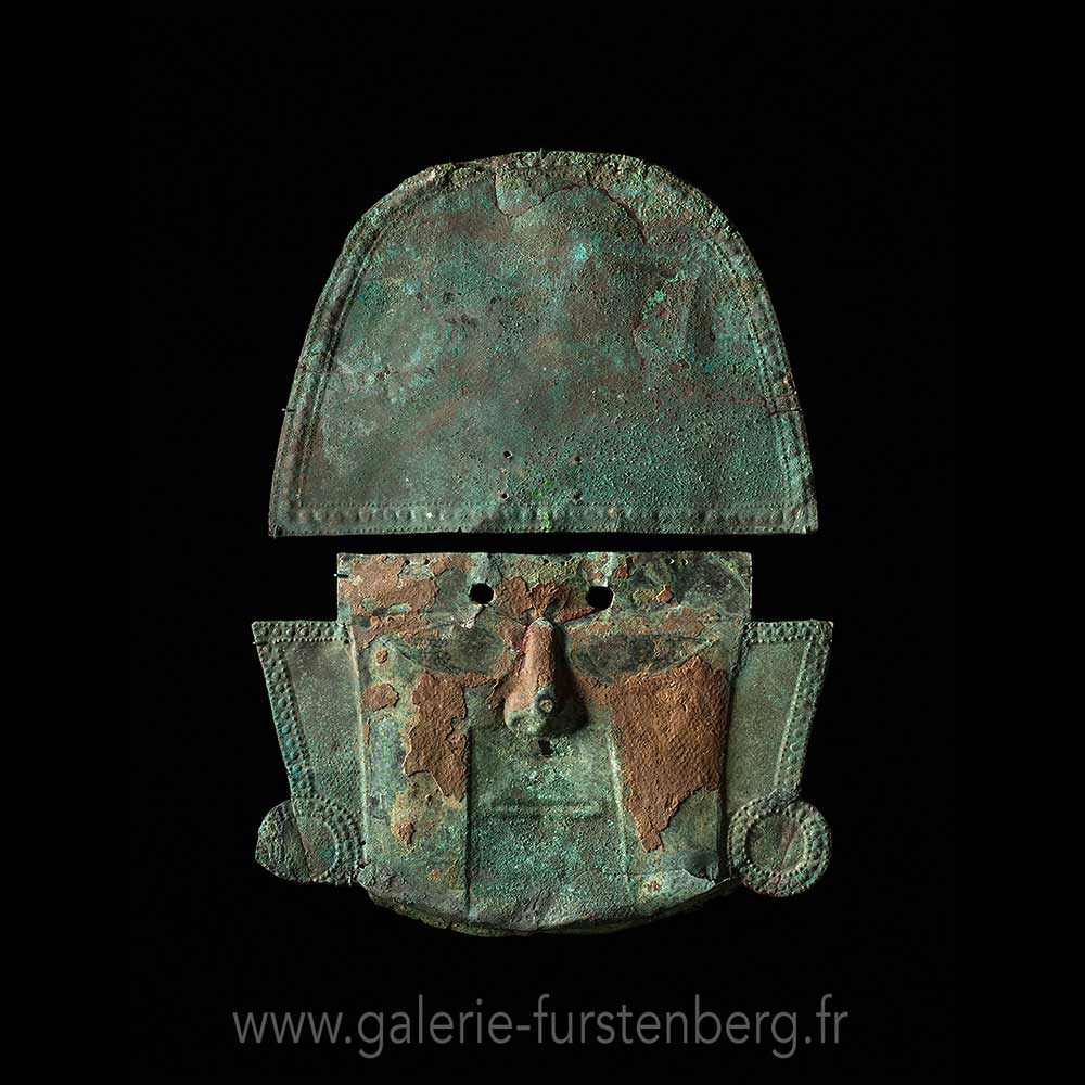 peru-mask-in-copper-galerie-furstenberg